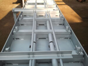 stół prowadzący dla zakładu walcującego pręty stalowe